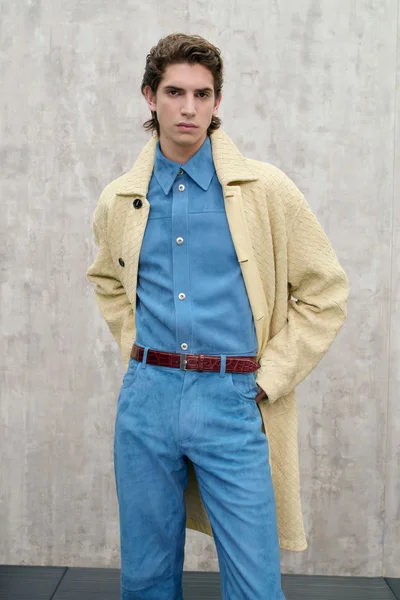 Look 24
